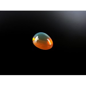 Natural Opal 3.80 ct. 13.3x9.6x6.4 mm. - Ethiopia