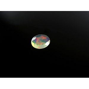 Opal Naturalny 0.85 ct. 8.5x6.5x3.3 mm. - Etiopia