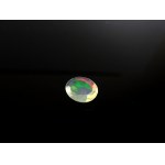 Natürlicher Opal 0,85 kt. 8,5x6,5x3,3 mm. - Äthiopien