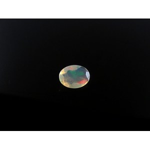 Natürlicher Opal 0,65 kt. 7,8x5,7x3,3 mm. - Äthiopien