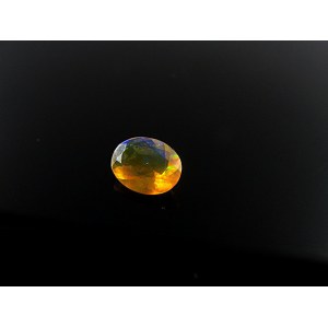 Natürlicher Opal 0,70 ct. 7,6x5,9x2,9 mm. - Äthiopien