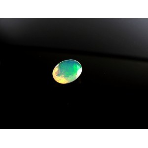 Natürlicher Opal 0,60 ct. 8,1x5,8x3,1 mm. - Äthiopien