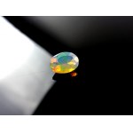 Natural Opal 0.75 ct. 7.7x5.6x3.8 mm. - Ethiopia