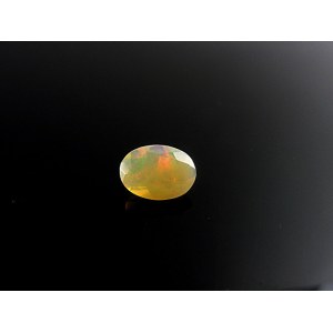 Natürlicher Opal 0,70 ct. 7,8x5,5x3,8 mm. - Äthiopien
