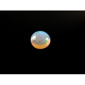 Natürlicher Opal 1,45 kt. 8,2x4,0 mm. - Äthiopien