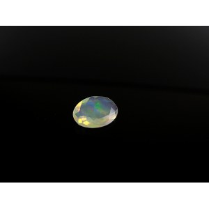 Natürlicher Opal 0,80 ct. 8,9x6,2x2,9 mm. - Äthiopien