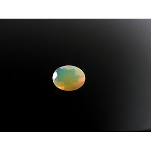 Natürlicher Opal 0,80 ct. 7,9x5,9x4,0 mm. - Äthiopien