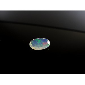 Natürlicher Opal 1,15 kt. 11,0x6,2x3,5 mm. - Äthiopien