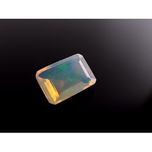 Natural Opal 2.70 ct. 11.5x7.6x4.8 mm. - Ethiopia