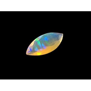 Natürlicher Opal 1,90 kt. 16,8x6,9x3,9 mm. - Äthiopien