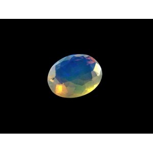 Natürlicher Opal 1,70 kt. 10,1x7,7x4,6 mm. - Äthiopien