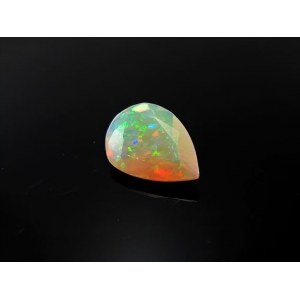 Natural Opal 1.10 ct. 10.6x7.4x3.7 mm. - Ethiopia