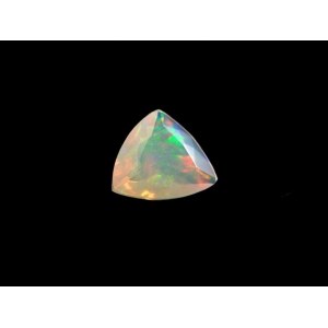 Natural Opal 1.35 ct. 9.8x9.5x4.3 mm. - Ethiopia