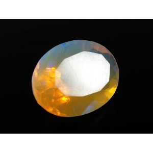 Natural Opal 2.45 ct. 11.6x8.3x6.4 mm. - Ethiopia