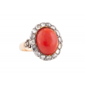 Ring with coral and diamonds, 1st half of 20th century.