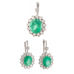 Jewelry set with emeralds and diamonds, contemporary