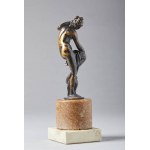 MANUFACTURE FROM THE XVII-XVIII CENTURY, Bathing woman. Inspired by a Giambologna design