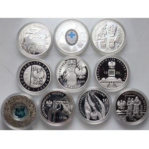 III RP, zestaw 10 x 10 złotych z lat 2004-2011