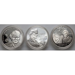 Third Republic, a set of 3 x 10 zlotys from 2002-2004