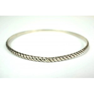 Silver bracelet, weight 8.4g, diameter about 65mm [35].