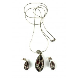 Halskette mit Ohrringen Eggs (Granat ?) IN MARQUESTS, schönes Set ! Silber, Muster 925, Gesamtgewicht ca. 38,9g [72].