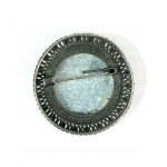 Emaille-Brosche, Gewicht 11,6 g, Durchmesser ca. 35 mm [80].