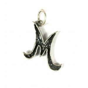 Pendant in the shape of the letter M, weight 2.5g [173].