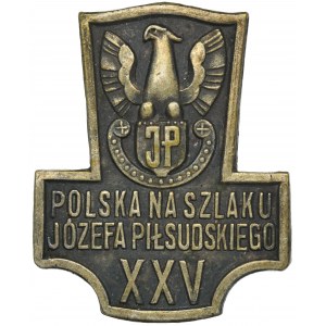 Second Polish Republic, Commemorative badge Poland on the trail of Józef Piłsudski on the 25th anniversary