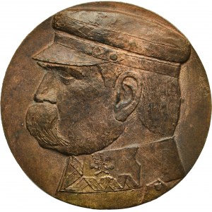 Medal 45th Anniversary of the Death of Józef Piłsudski 1980 - A. KOSTRZEWA