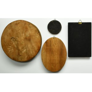 Set of patriotic medals and plaques (4 pcs.)