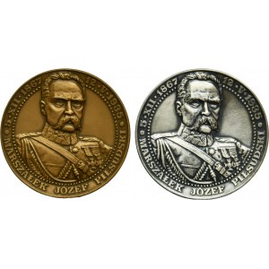 Set, Medal 70th Anniversary of Regaining Independence 1988 (2 pcs.)