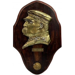 Plaque with the image of Józef Piłsudski
