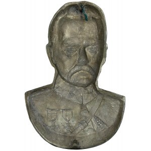 Outline plaque Józef Piłsudski