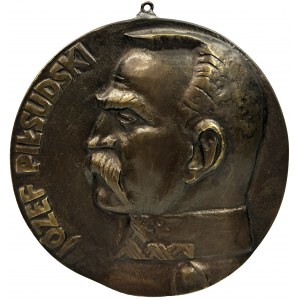 Medallion with a bust of Józef Piłsudski