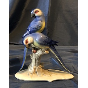 Hertwig Porcelain Manufactory, Pair of porcelain parrots