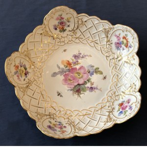 Royal Meissen Porcelain Manufactory, Porcelain decorative platter