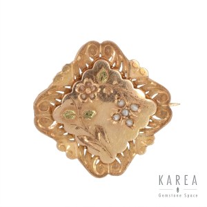 Brooch with floral motif, France, con. XIX c.