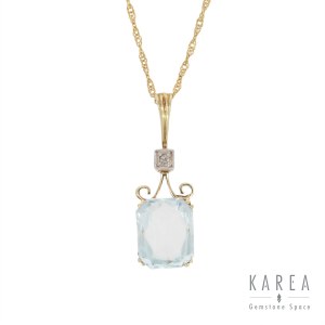 Aquamarine pendant with chain, 1st half of 20th century.