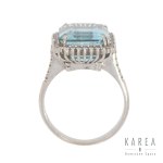 Ring with aquamarine, contemporary