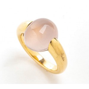 Yellow gold and rose quartz ring - mark of POMELLATO, collection NUDO