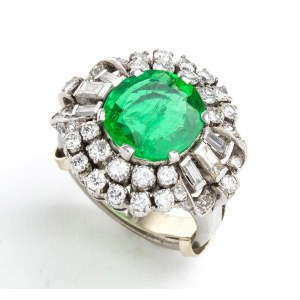 Platinum emerald diamond ring - 1930s