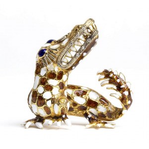 Chinese Dragon enamel gold brooch