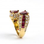 Ruby diamond contrarie' motif band gold ring