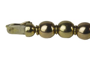 Necklace with yellow gold spheres