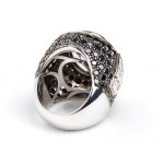 Kunzite colourless diamond black diamond gold band ring
