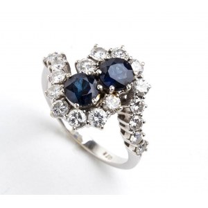 Sapphires diamond contrary gold ring