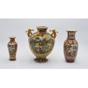 Vases with Japanese genre scenes - Satsuma imitation
