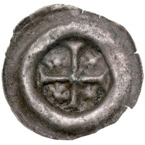 Knoflíkový náramek, 2. polovina 13. století, blíže neurčený okres, Av: Kříž s křížkem, uprostřed křížek, mezi rameny rozety. RRR.