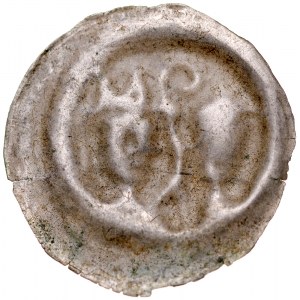 Gombíkový bracteát 2. polovica 13. storočia, bližšie neurčená oblasť, Av.: hlava biskupa vpravo a knieža oddelené pastorálom.