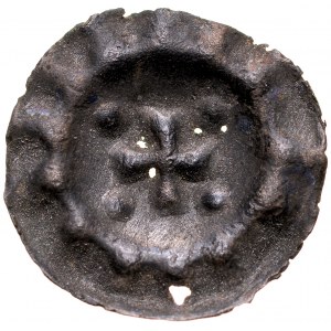 Knoflíkový náramek, Av: Řecký kříž, mezi rameny po tečce, na dříku zuby.